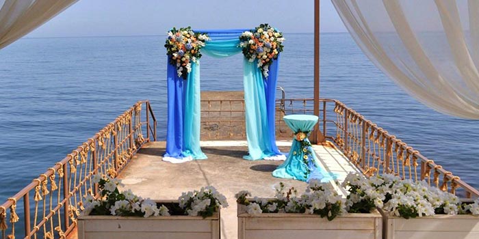 Свадебная церемония на палубе корабля заполнится надолго
